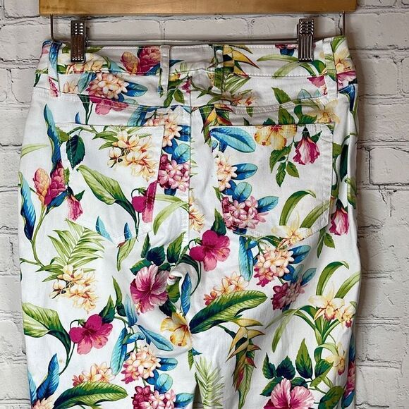 Tommy Bahama Women’s Floral Skinny Ankle Jeans size 25x28 - Picture 3 of 6